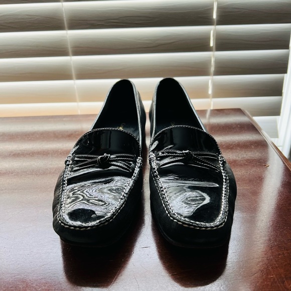 Black Cole Haan Shoes - Picture 2 of 11